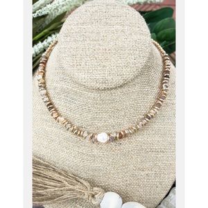 NEW Lulu Pearl and Gray Agate Chip Necklace